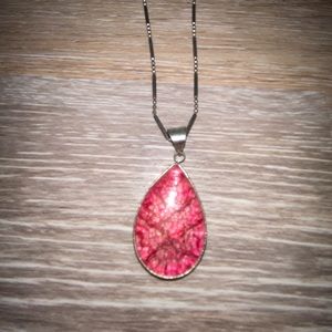 Pink stone pendant necklace